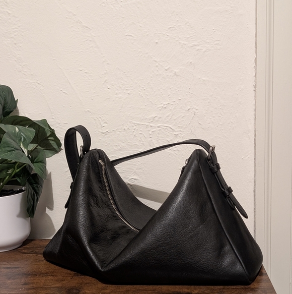The Horse Lottie Bag in Black Leather - Picture 14 of 16